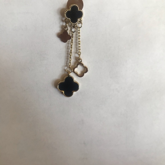 V C A Inspired quatrefoil drop earrings - Picture 3 of 8